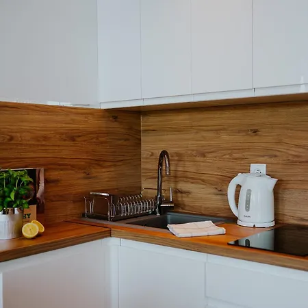 Wichrowka Z Widokiem Na Gory Dursztyn