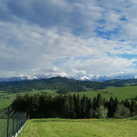 Wichrowka Z Widokiem Na Gory 木屋 Dursztyn